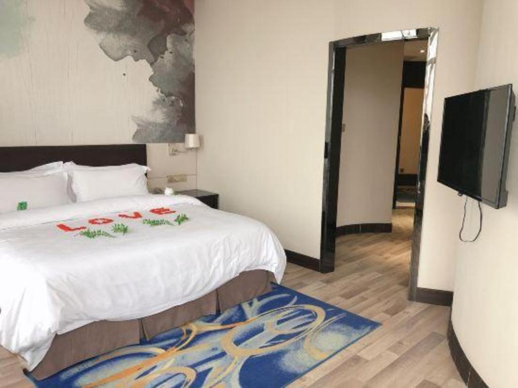 Jinjiang Metropolo Hotel - Liyang Tianmu Lake Changzhou  Exterior foto